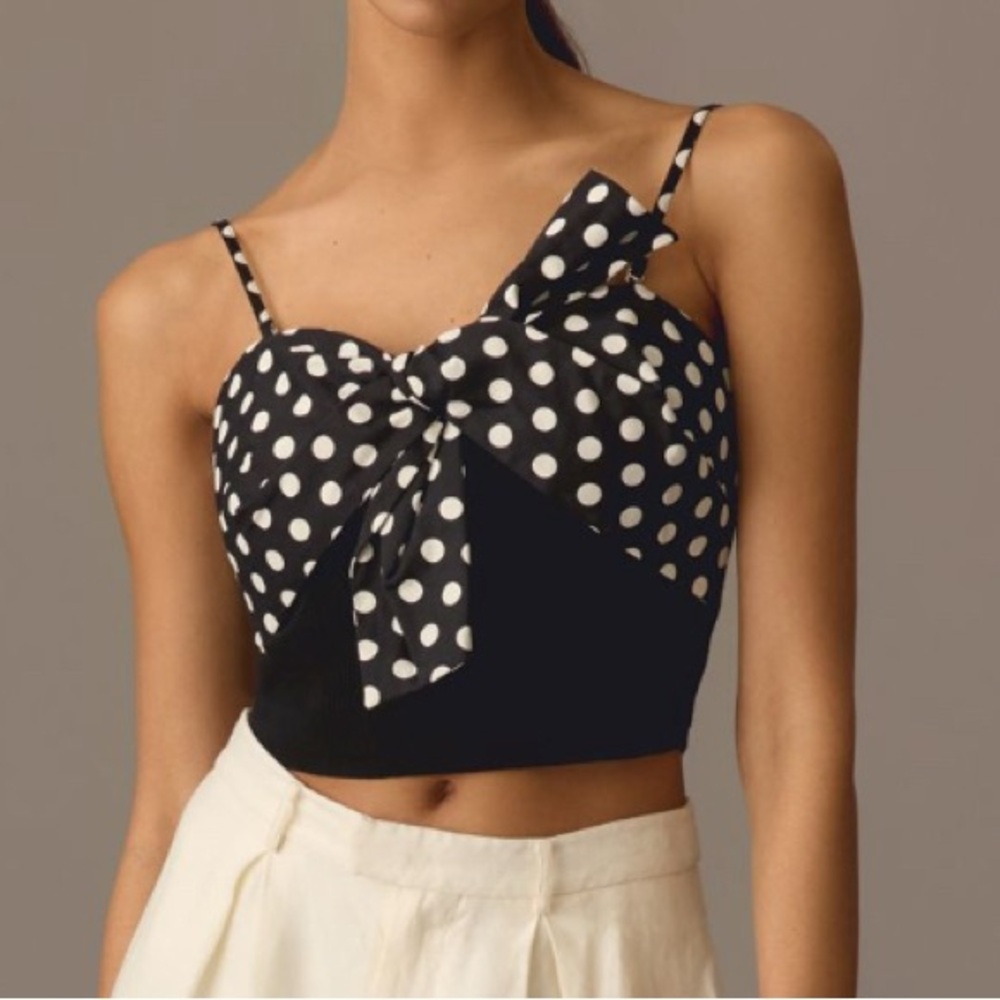 NWT Cropped Bow sweater tank XS